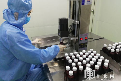 战疫中的产能转换 哈尔滨某药企转产高等级消毒液，环卫一线获及时补给